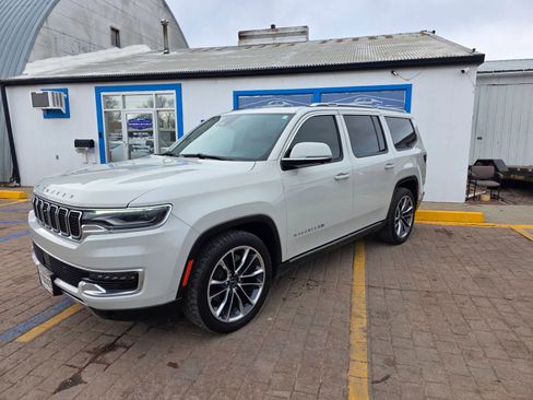 Used 2022 Jeep Wagoneer Series III w/ Premium Group I image 1