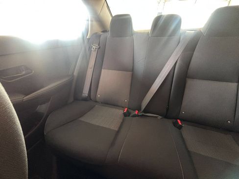 Used 2025 Nissan Sentra SV FWD image 33