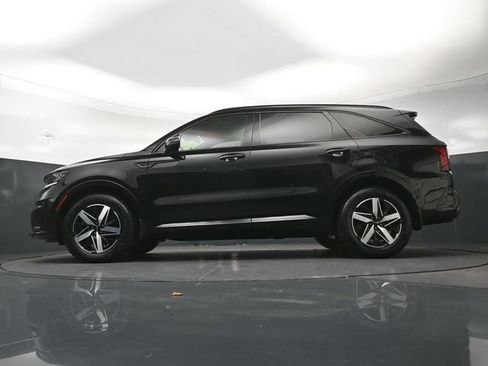 Used 2023 Kia Sorento S FWD image 32