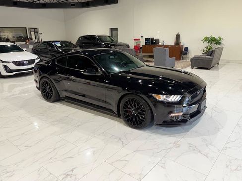 Used 2016 Ford Mustang GT Premium w/ GT Performance Package RWD image 3