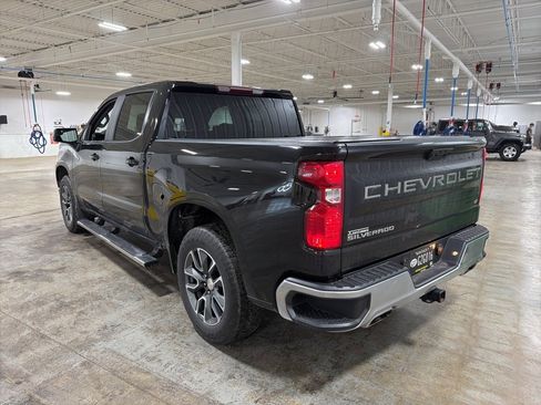 Certified 2023 Chevrolet Silverado 1500 LT w/ Z71 Off-Road Package image 7