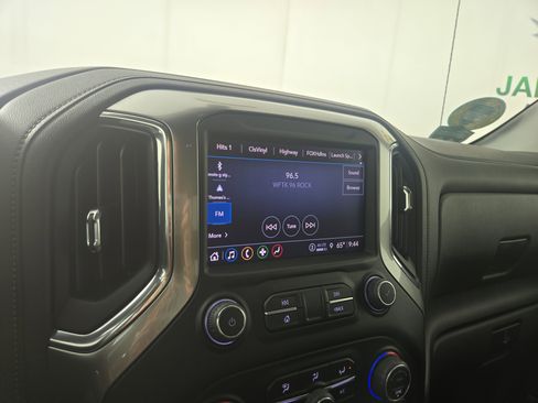 Used 2022 Chevrolet Silverado 1500 RST image 19