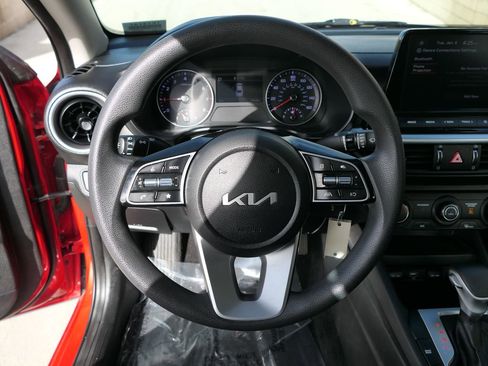 Used 2023 Kia Forte LXS image 18