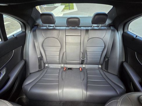 Used 2019 Mercedes-Benz C 300 Sedan image 20