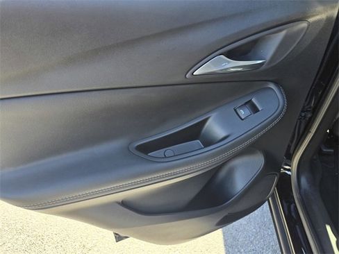 Used 2022 Buick Encore GX Select image 14