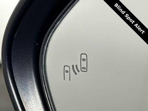 Used 2019 Toyota Camry XSE image 24