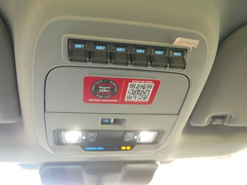 Used 2023 Ford F250 XL w/ 360-Degree Camera Package image 19