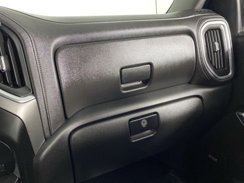 Used 2021 Chevrolet Silverado 1500 LTZ w/ LTZ Premium Package image 40