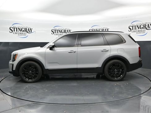 Used 2022 Kia Telluride SX w/ SX Prestige Package AWD/4WD image 4