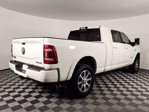 Used 2024 RAM 3500 Limited w/ Towing Technology Group image 4