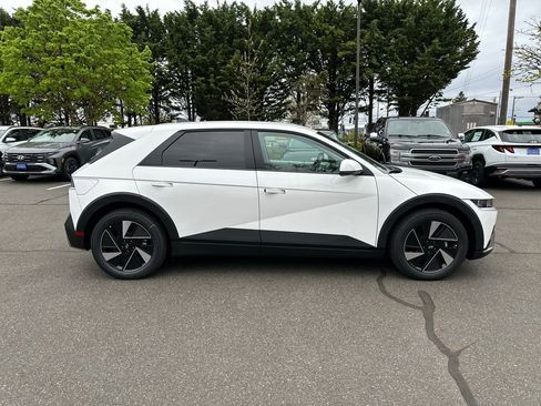 New 2026 Hyundai Ioniq 5 SE AWD/4WD image 7