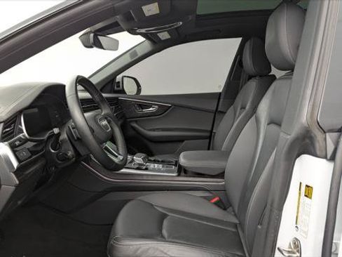Used 2023 Audi Q8 Premium Plus w/ Premium Plus Package AWD/4WD image 14