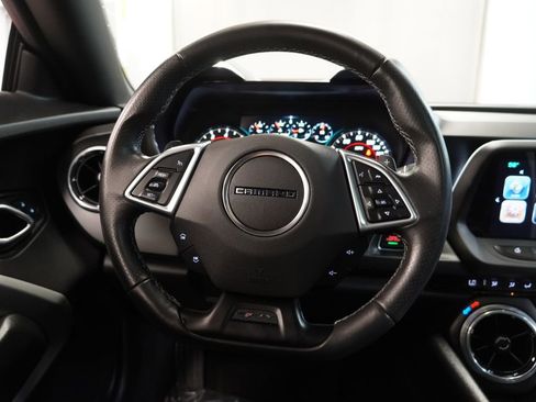 Used 2017 Chevrolet Camaro SS RWD image 17