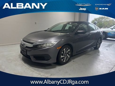 Used 2018 Honda Civic EX image 1