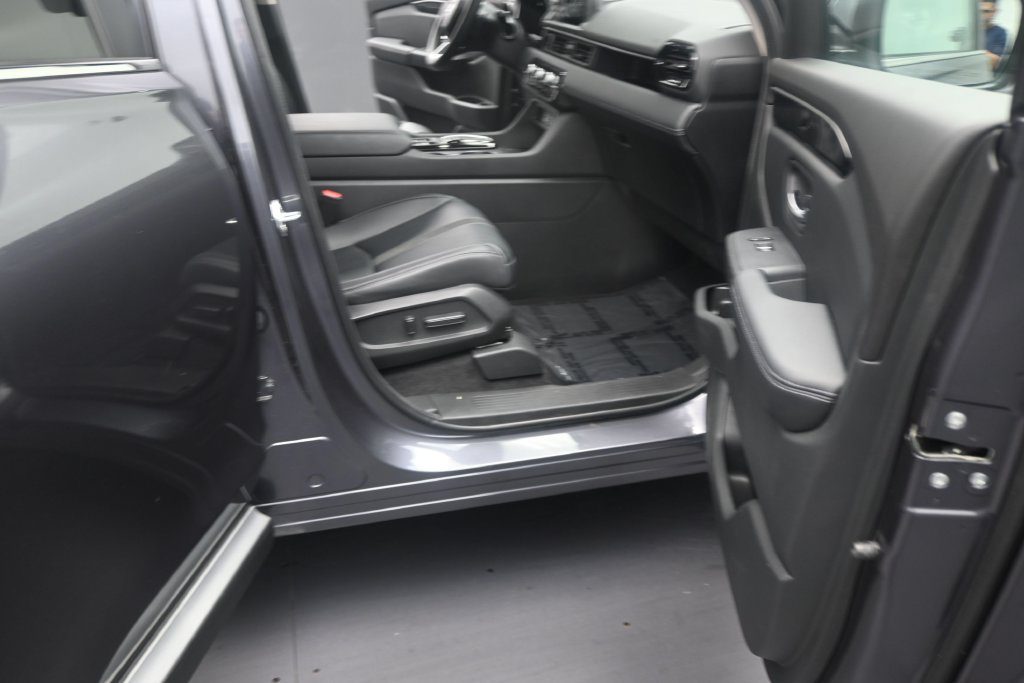 Used 2024 Honda Pilot EX-L image 14