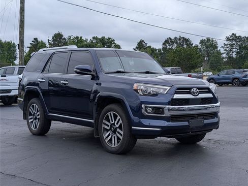 Used 2023 Toyota 4Runner Limited AWD/4WD image 7