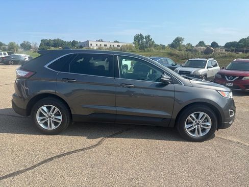 Used 2017 Ford Edge SEL w/ Class II Trailer Tow Package AWD/4WD image 4