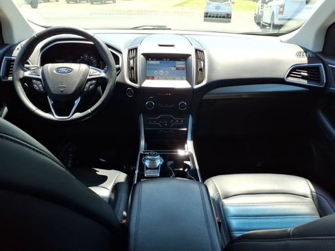 Used 2019 Ford Edge SEL w/ Equipment Group 201A AWD/4WD image 11