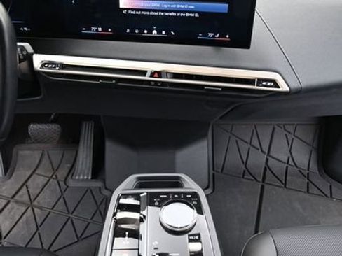Used 2024 BMW iX xDrive50 w/ Premium Package image 16