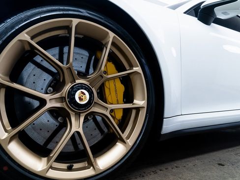 Used 2022 Porsche 911 Turbo S image 9