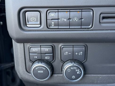 Used 2023 Chevrolet Tahoe LS image 8