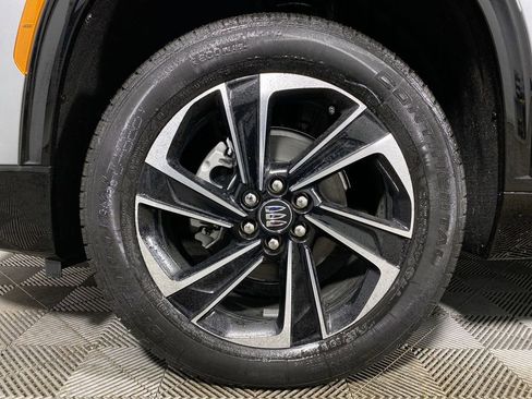 Used 2026 Buick Enclave Sport Touring w/ Power Package FWD image 10