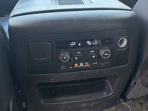 Used 2016 Chevrolet Suburban LTZ image 14