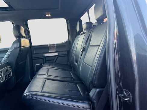Used 2017 Ford F350 4x4 Crew Cab Super Duty image 25