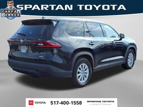 Used 2025 Toyota Grand Highlander AWD image 7