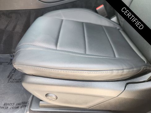 Certified 2025 Mercedes-Benz GLS 450 4MATIC image 24