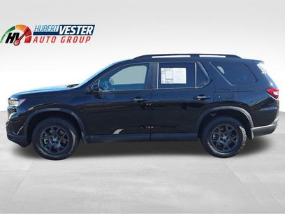 Used 2025 Honda Pilot TrailSport