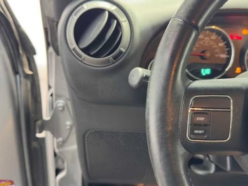 Used 2018 Jeep Wrangler Sport AWD/4WD image 23