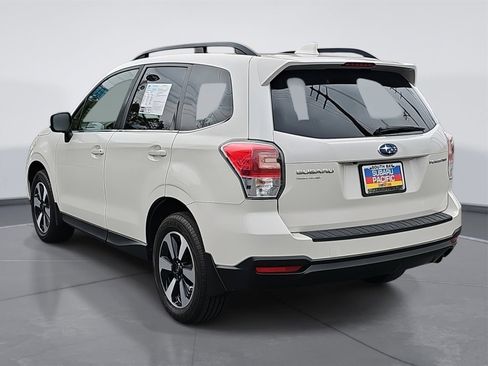 Used 2018 Subaru Forester 2.5i Limited image 5