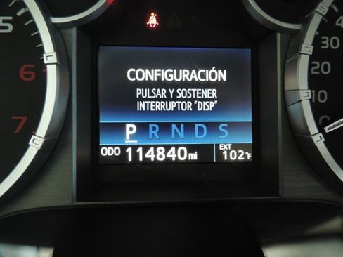 Used 2017 Toyota Tundra SR5 w/ SR5 Upgrade Package RWD image 29