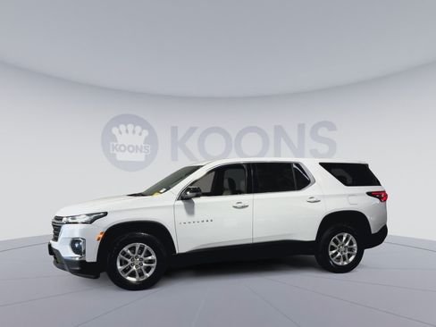Used 2022 Chevrolet Traverse LS AWD/4WD image 7