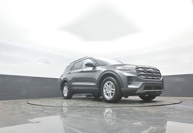 New 2026 Ford Explorer Active RWD image 28