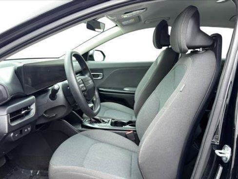Used 2025 Kia K4 FWD image 13