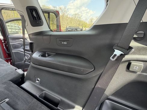 Used 2021 Jeep Grand Cherokee L Limited AWD/4WD image 35