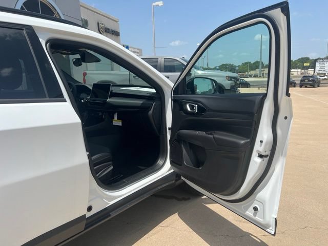 New 2026 Jeep Compass Latitude AWD/4WD image 14