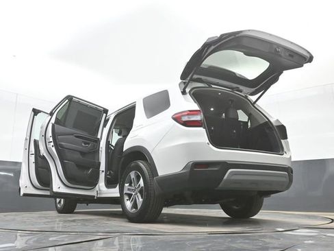 Used 2025 Honda Pilot EX-L image 56