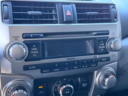 Used 2013 Toyota 4Runner SR5 w/ Convenience Pkg image 26