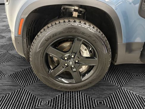 Used 2020 Land Rover Defender 110 SE image 14