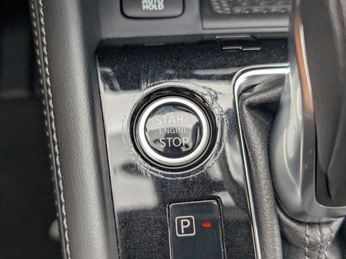 Used 2024 Nissan Kicks SR w/ SR Premium Package FWD image 32