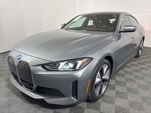 Certified 2025 BMW i4 eDrive40 w/ Premium Package image 2