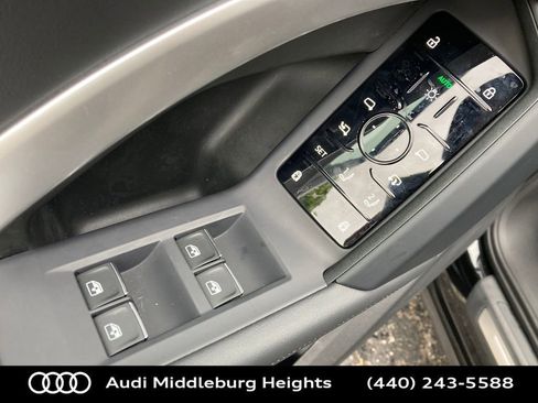 Used 2025 Audi Q5 Premium Plus w/ Premium Plus image 13