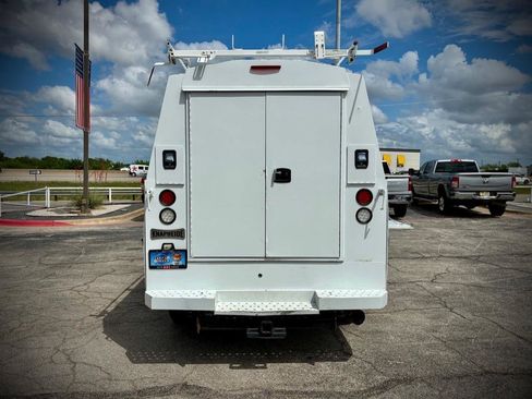 Used 2017 Chevrolet Silverado 2500 W/T w/ WT Fleet Convenience Package image 6