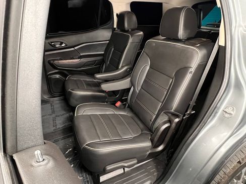 Used 2023 GMC Acadia Denali w/ Denali Ultimate Package AWD/4WD image 23