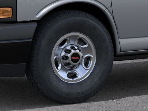 New 2026 GMC Savana 2500 image 9