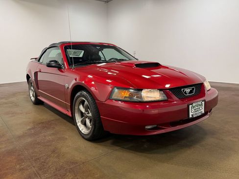 Used 2004 Ford Mustang GT RWD image 29