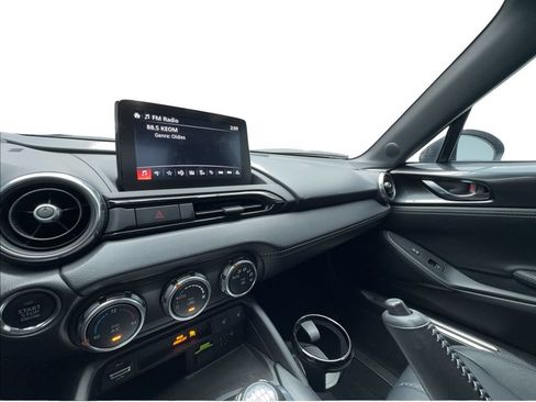 Used 2022 MAZDA MX-5 Miata RF Grand Touring w/ Weather Package RWD image 33